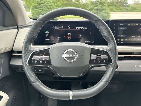 Used 2023 Nissan Ariya FWD image 8