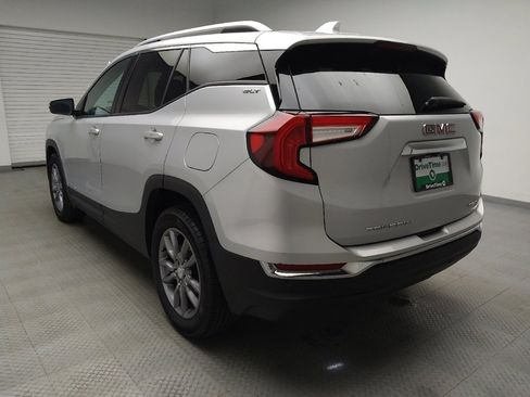 Used 2022 GMC Terrain SLT w/ Infotainment Package II AWD/4WD image 5