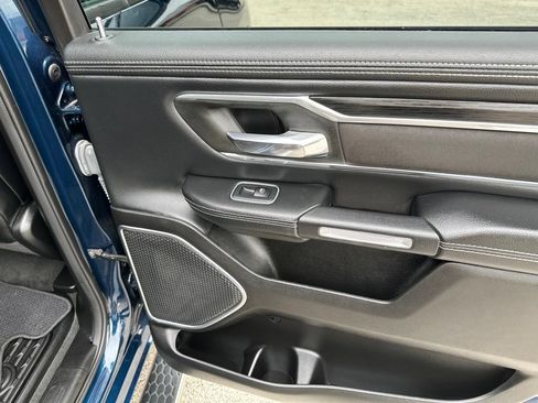 Used 2023 RAM 1500 Laramie AWD/4WD image 18