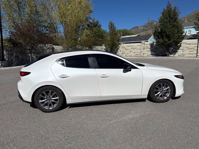 Used 2022 MAZDA MAZDA3 s FWD image 8