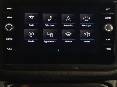 Used 2021 Volkswagen Tiguan SE w/ Panoramic Sunroof Package image 25