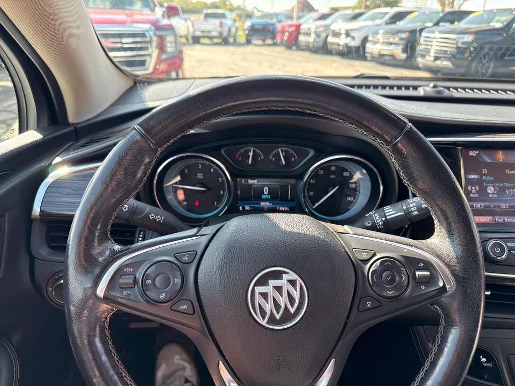 Used 2017 Buick Envision Essence FWD image 2