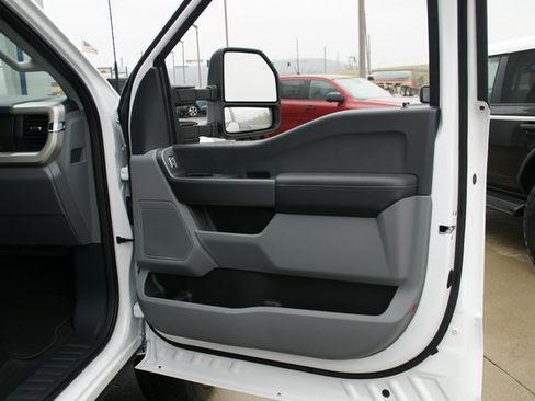 New 2026 Ford F350 XLT image 31