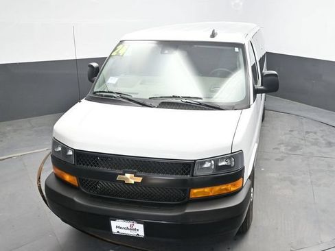Used 2024 Chevrolet Express 3500 LS RWD image 28