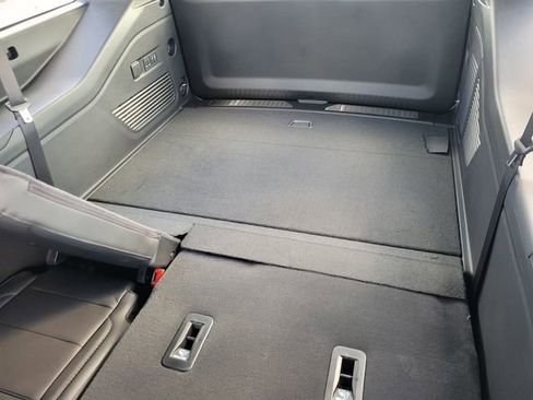 New 2026 GMC Yukon XL Denali AWD/4WD image 8
