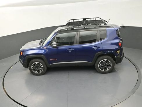 Used 2016 Jeep Renegade Trailhawk AWD/4WD image 26