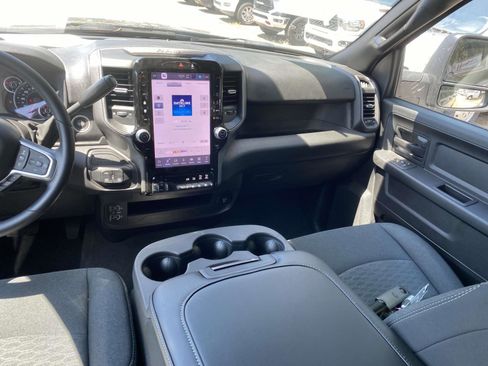 Used 2025 RAM 2500 Tradesman image 17