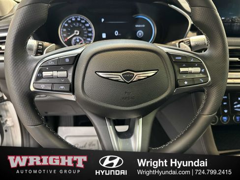 Used 2025 Genesis G70 2.5T AWD/4WD image 20