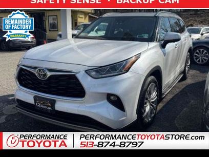 Used 2023 Toyota Highlander Platinum
