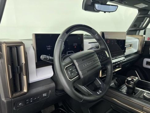 Certified 2025 GMC Hummer EV 3X AWD/4WD image 10