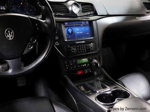 Used 2012 Maserati GranTurismo S RWD image 31