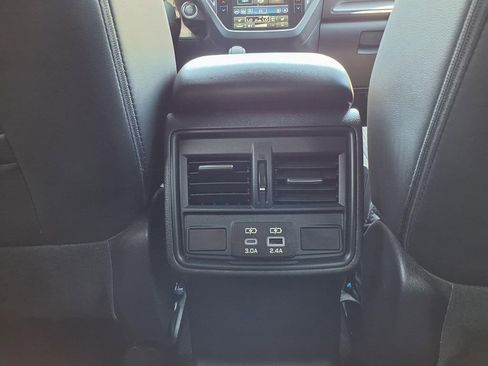 Used 2026 Subaru Forester Premium AWD/4WD image 24