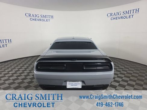 Used 2021 Dodge Challenger R/T Scat Pack RWD image 4