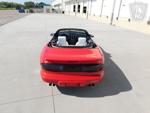 Used 1997 Pontiac Firebird Formula image 23