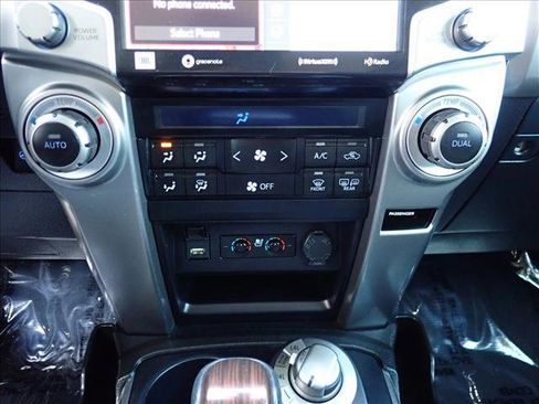 Used 2023 Toyota 4Runner Limited image 20