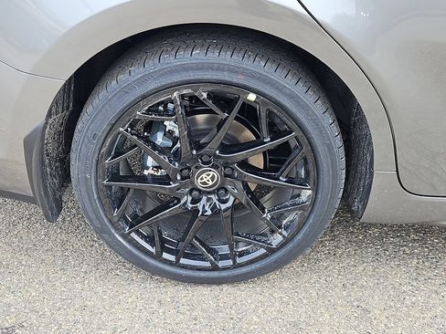 New 2026 Toyota Camry Hybrid AWD/4WD image 5