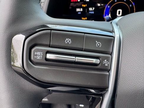 New 2026 Chevrolet Colorado Trail Boss AWD/4WD image 15