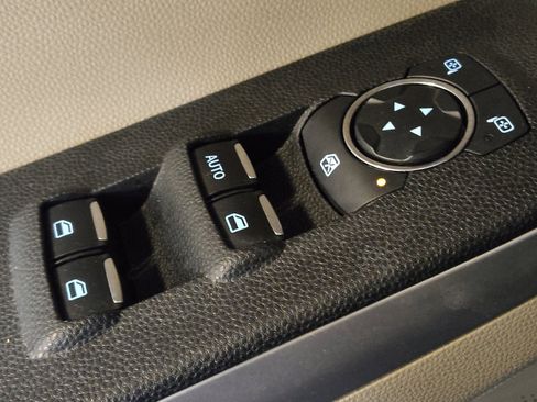 Used 2021 Ford EcoSport S image 27