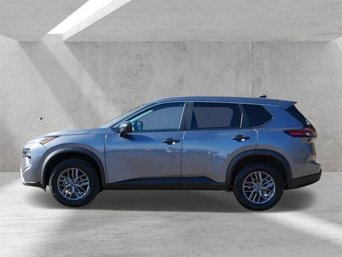 Used 2024 Nissan Rogue S FWD image 5