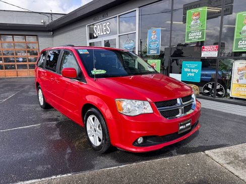 Used 2012 Dodge Grand Caravan Crew w/ Crew Value Pkg image 3