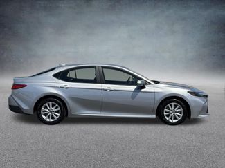 Used 2025 Toyota Camry LE FWD video 2