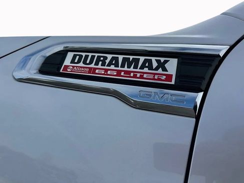 Used 2023 GMC Sierra 2500 Denali w/ Denali Ultimate Package AWD/4WD image 10