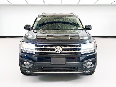 Used 2019 Volkswagen Atlas SE FWD image 2