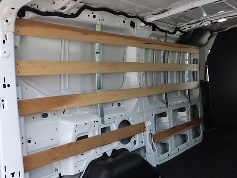 Used 2025 Ford Transit 250 Low Roof w/ Exterior Upgrade Package RWD image 9