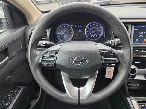 Used 2019 Hyundai Elantra SEL FWD image 14