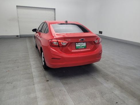 Used 2018 Chevrolet Cruze LS image 5