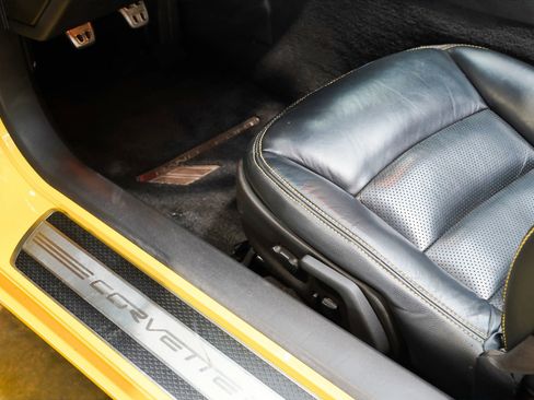 Used 2010 Chevrolet Corvette Grand Sport w/ Preferred Equipment Group RWD image 46