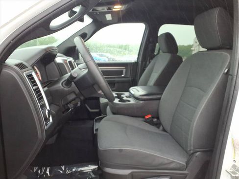 Used 2024 RAM 1500 Warlock RWD image 23
