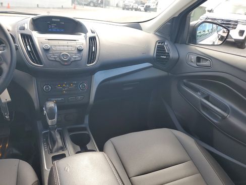Used 2017 Ford Escape S image 22