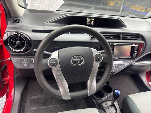 Used 2015 Toyota Prius C Two FWD image 12