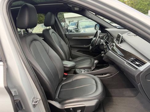 Used 2017 BMW X1 sDrive28i FWD image 13