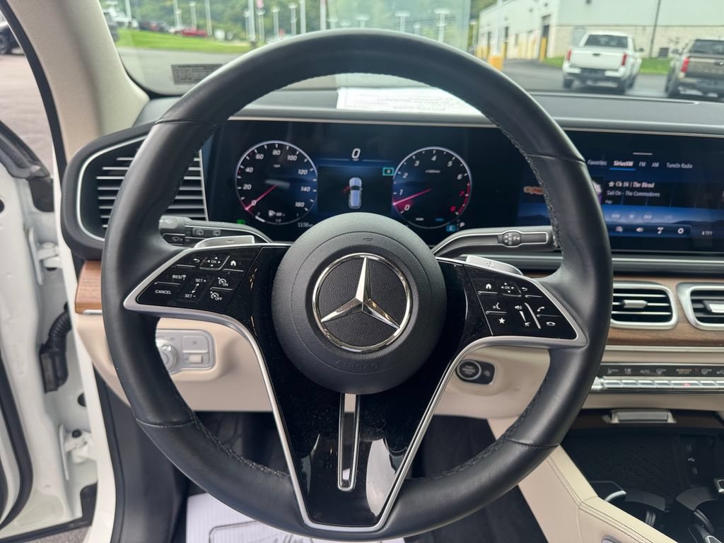 Used 2024 Mercedes-Benz GLE 450 4MATIC image 15