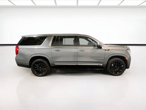 Used 2022 GMC Yukon XL SLT w/ SLT Premium Package AWD/4WD image 25
