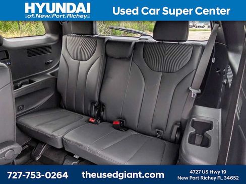Used 2024 Hyundai Palisade Calligraphy FWD image 15