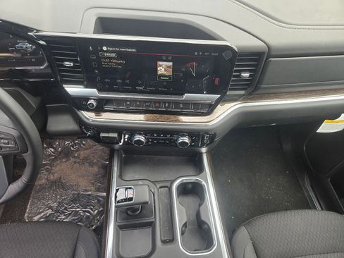 New 2026 GMC Sierra 1500 Elevation w/ Preferred Package AWD/4WD image 8