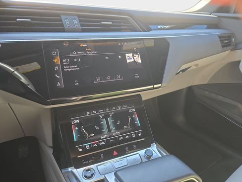 Used 2024 Audi Q8 e-tron Prestige w/ Prestige Package AWD/4WD image 19