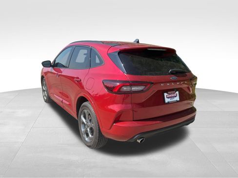 Used 2023 Ford Escape ST-Line w/ Equipment Group 301A image 7