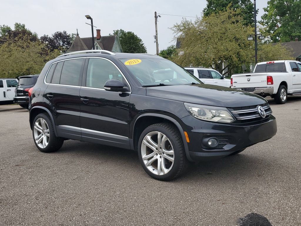 Used 2013 Volkswagen Tiguan SEL FWD image 3