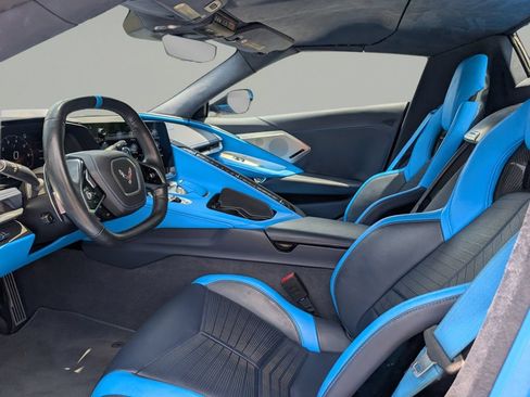 Used 2022 Chevrolet Corvette Stingray Premium Conv w/ Z51 Performance Package RWD image 15