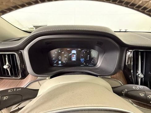 Used 2020 Volvo XC60 T5 Inscription w/ Protection Package FWD image 21