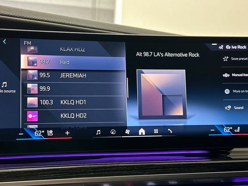 Certified 2024 BMW 740i w/ Premium Package 2 image 22