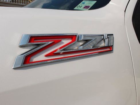 Used 2021 Chevrolet Silverado 2500 LTZ image 24