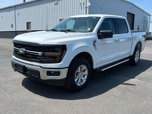 Used 2025 Ford F150 XLT w/ Equipment Group 301A Standard AWD/4WD image 13