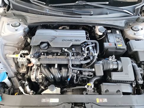 Used 2024 Hyundai Elantra Limited FWD image 41