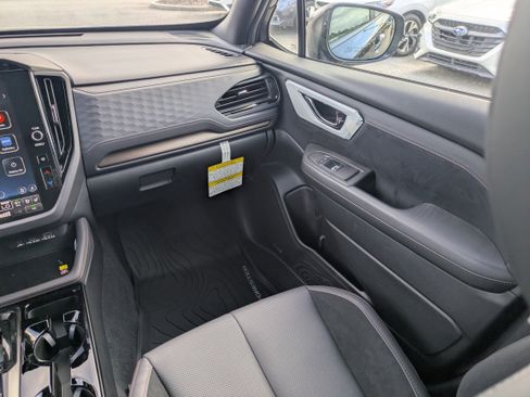 Used 2026 Subaru Forester Touring AWD/4WD image 17