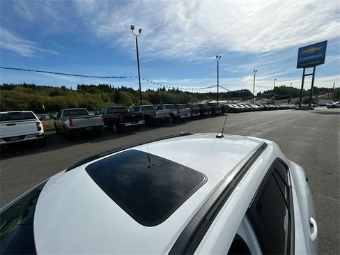 New 2026 Chevrolet Trax ACTIV w/ Sunroof Package image 21